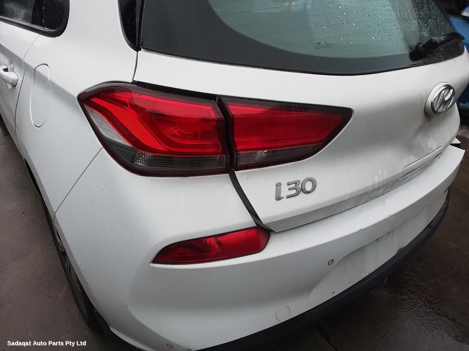Hyundai I30 Right Indicator/fog/side