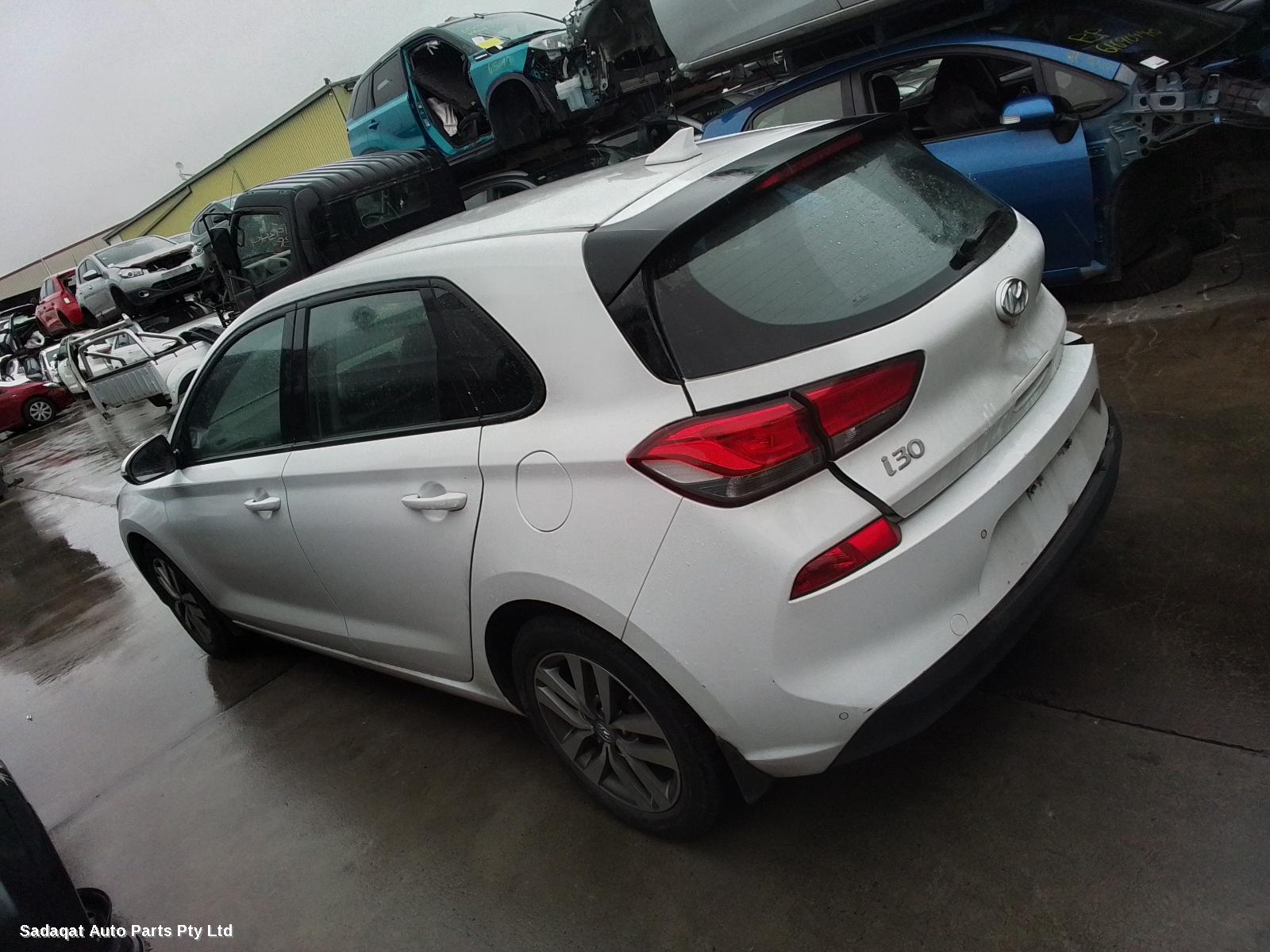 Hyundai I30 Right Indicator/fog/side