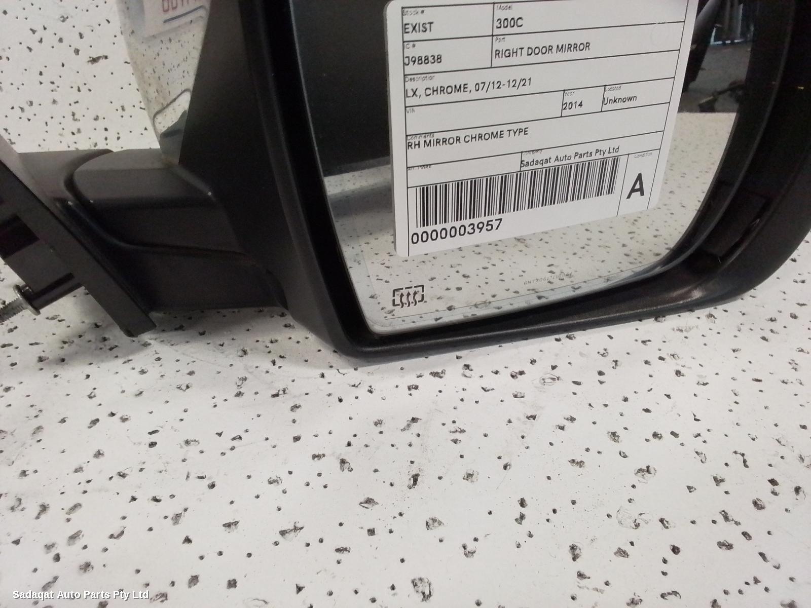 Chrysler 300c Right Door Mirror