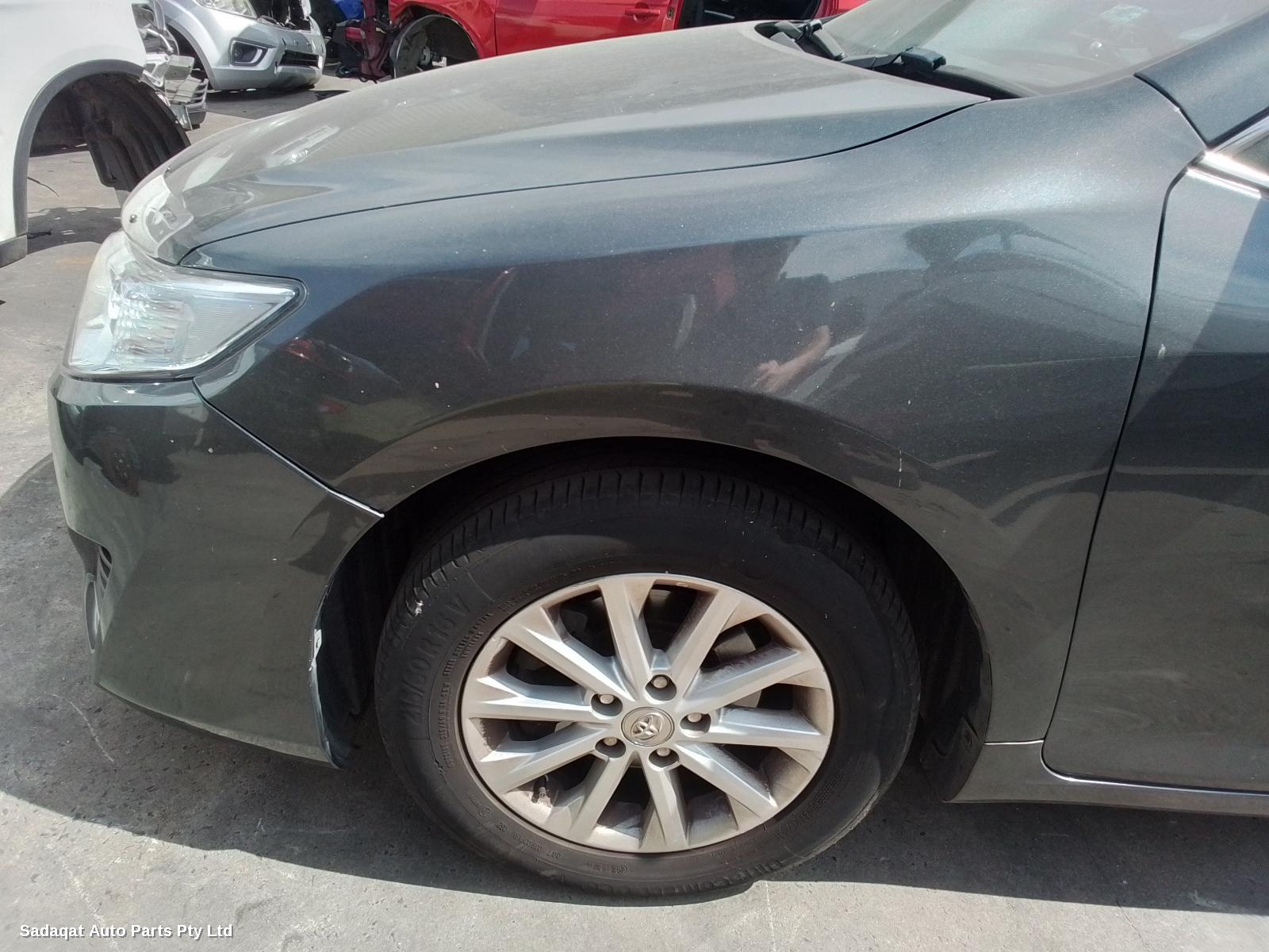 Toyota Camry Right Door Mirror