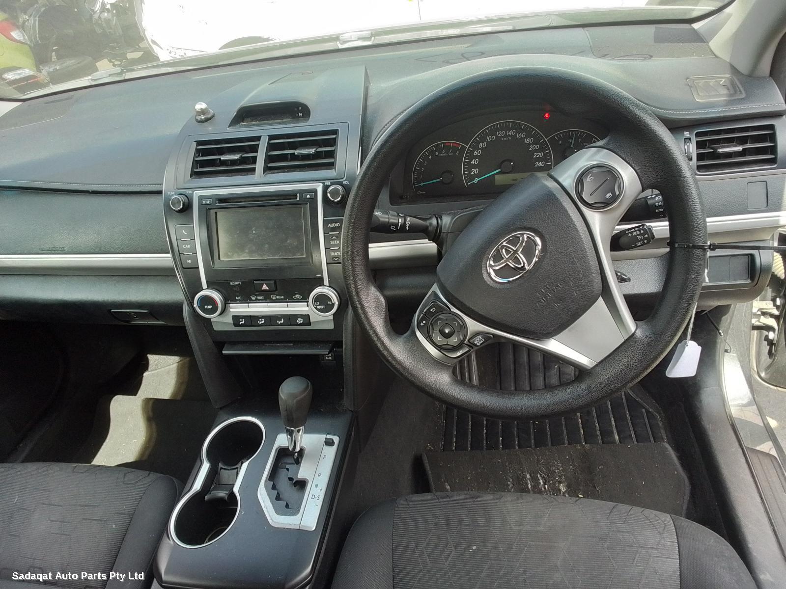 Toyota Camry Right Door Mirror