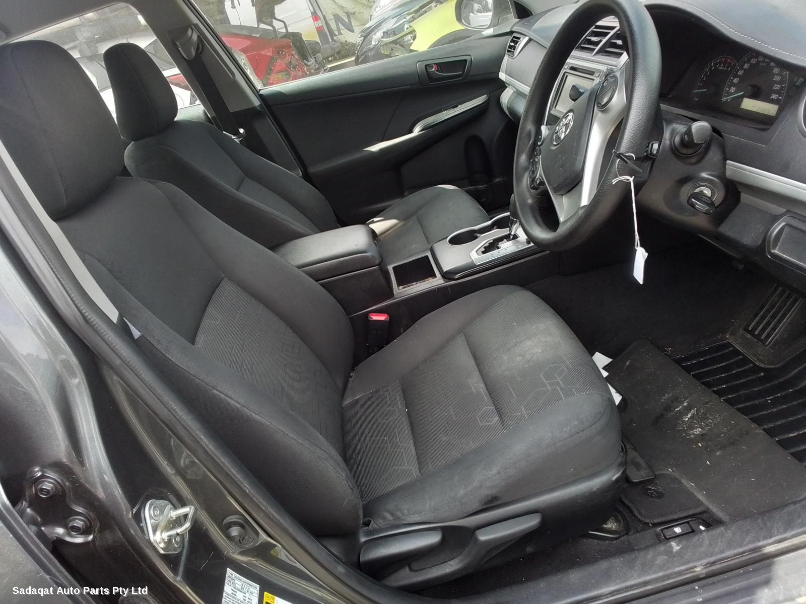 Toyota Camry Right Door Mirror