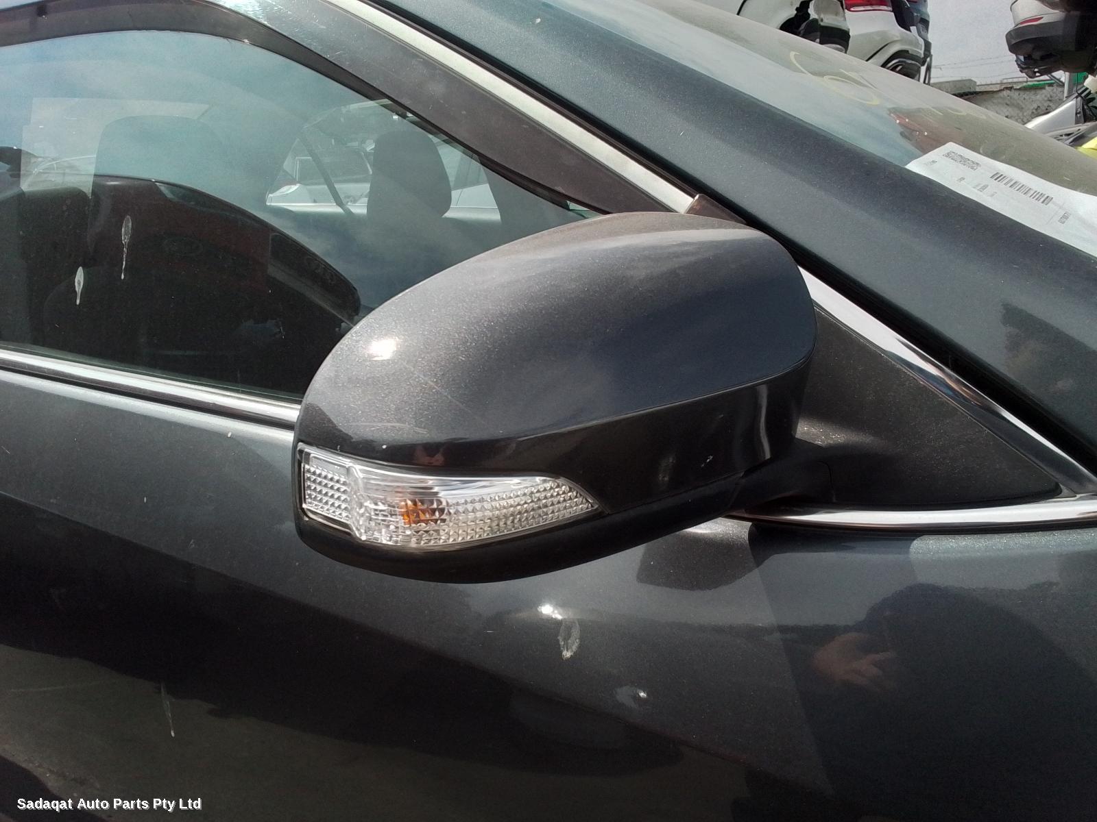 Toyota Camry Right Door Mirror