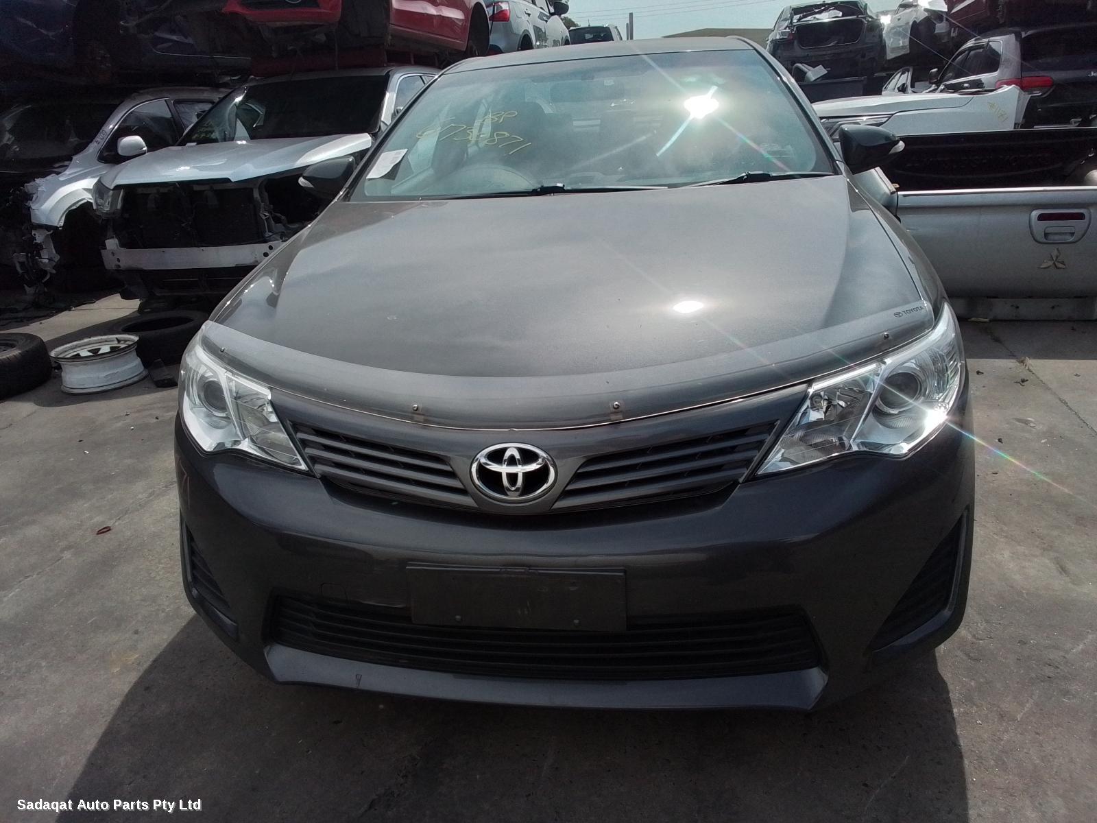 Toyota Camry Right Door Mirror