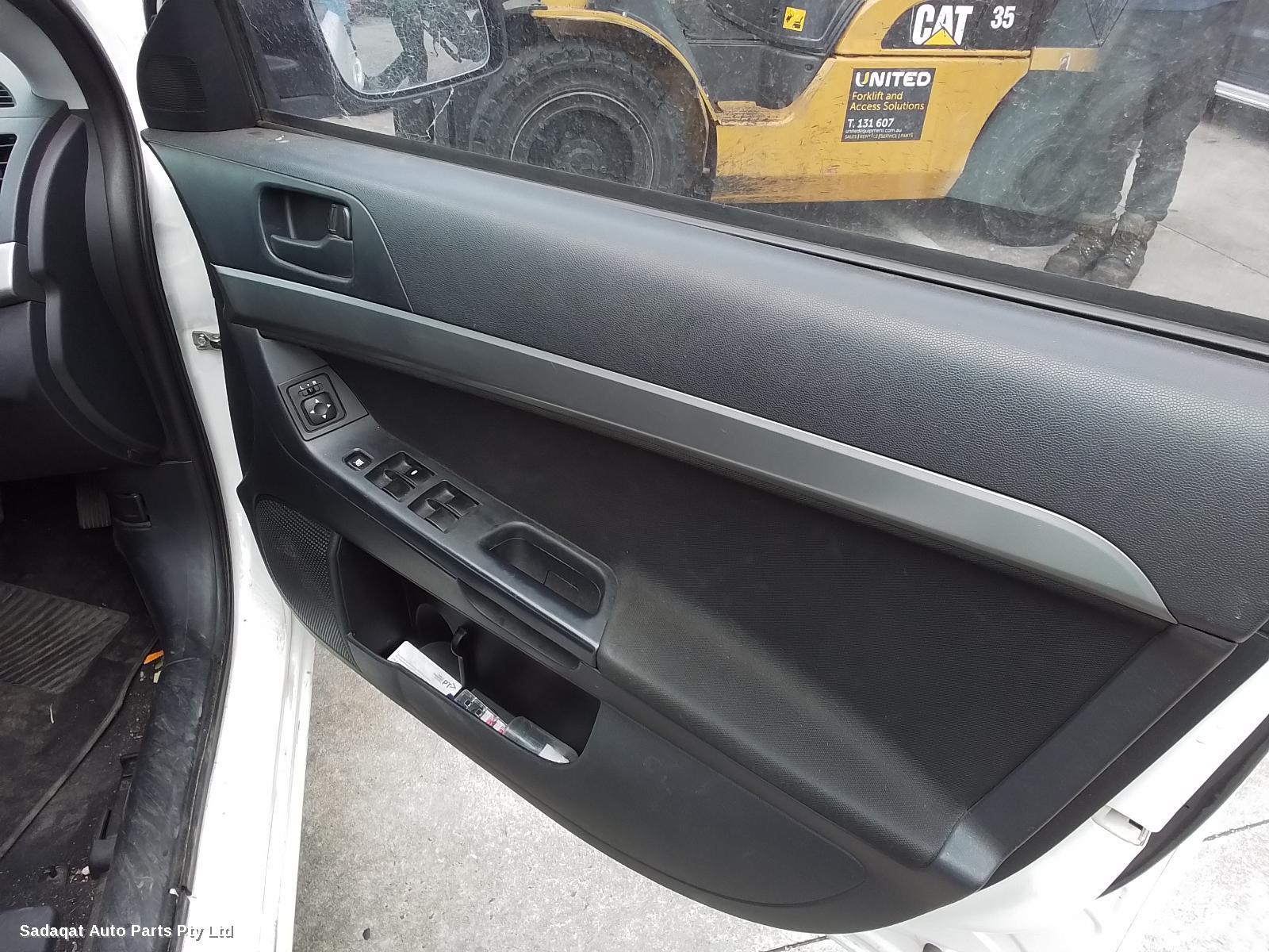 Mitsubishi Lancer Left Door Mirror