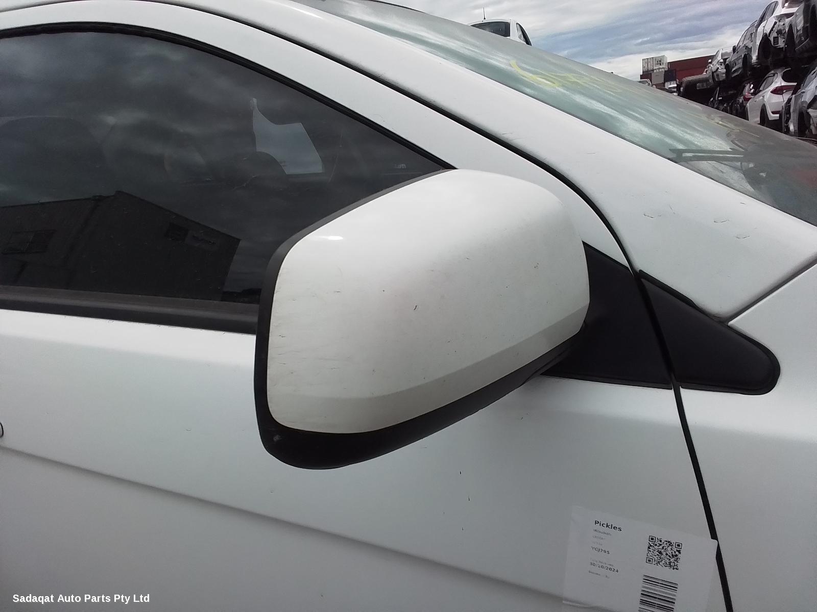 Mitsubishi Lancer Left Door Mirror