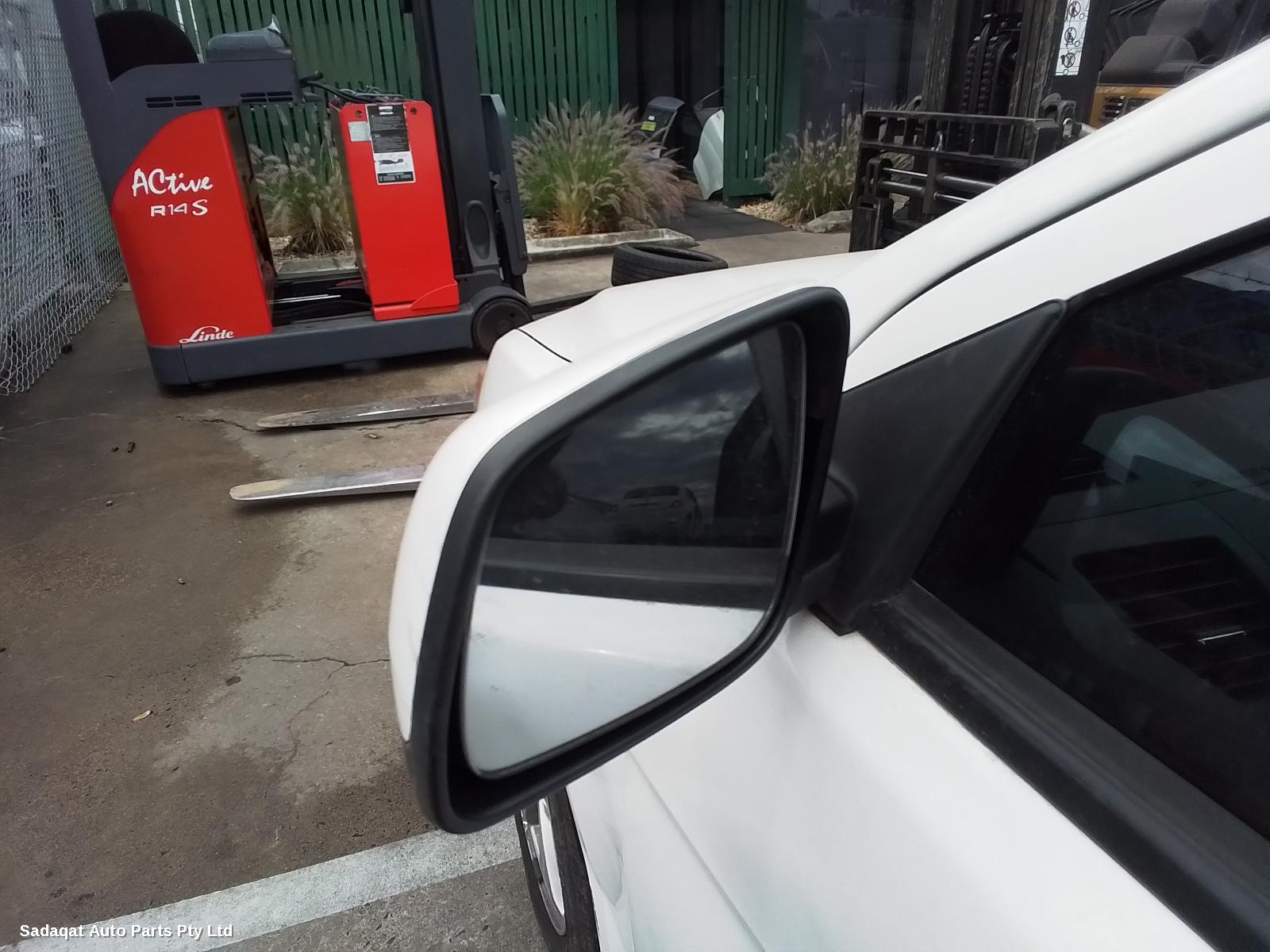 Mitsubishi Lancer Left Door Mirror