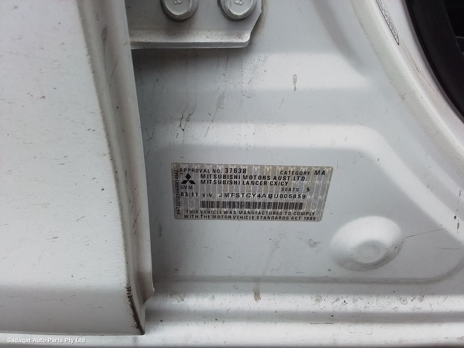 Mitsubishi Lancer Left Door Mirror