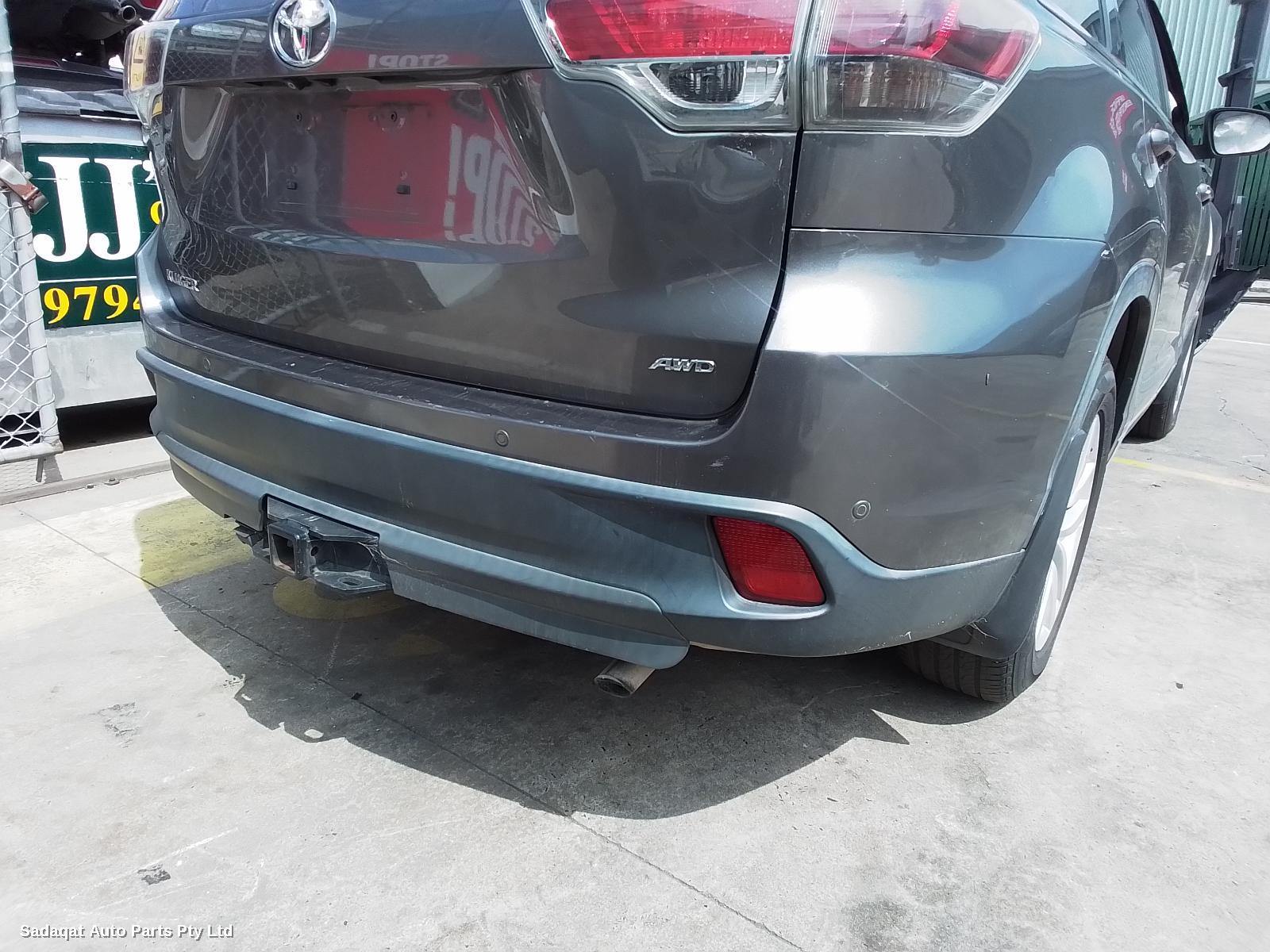 Toyota Kluger Left Front Door Window
