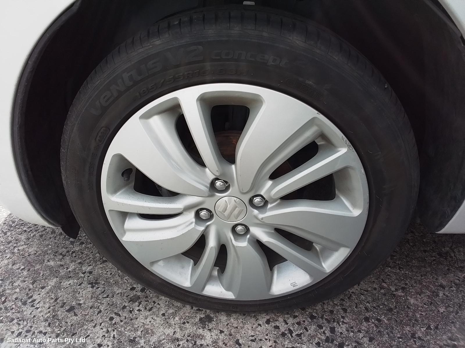 Suzuki Swift Right Door Mirror