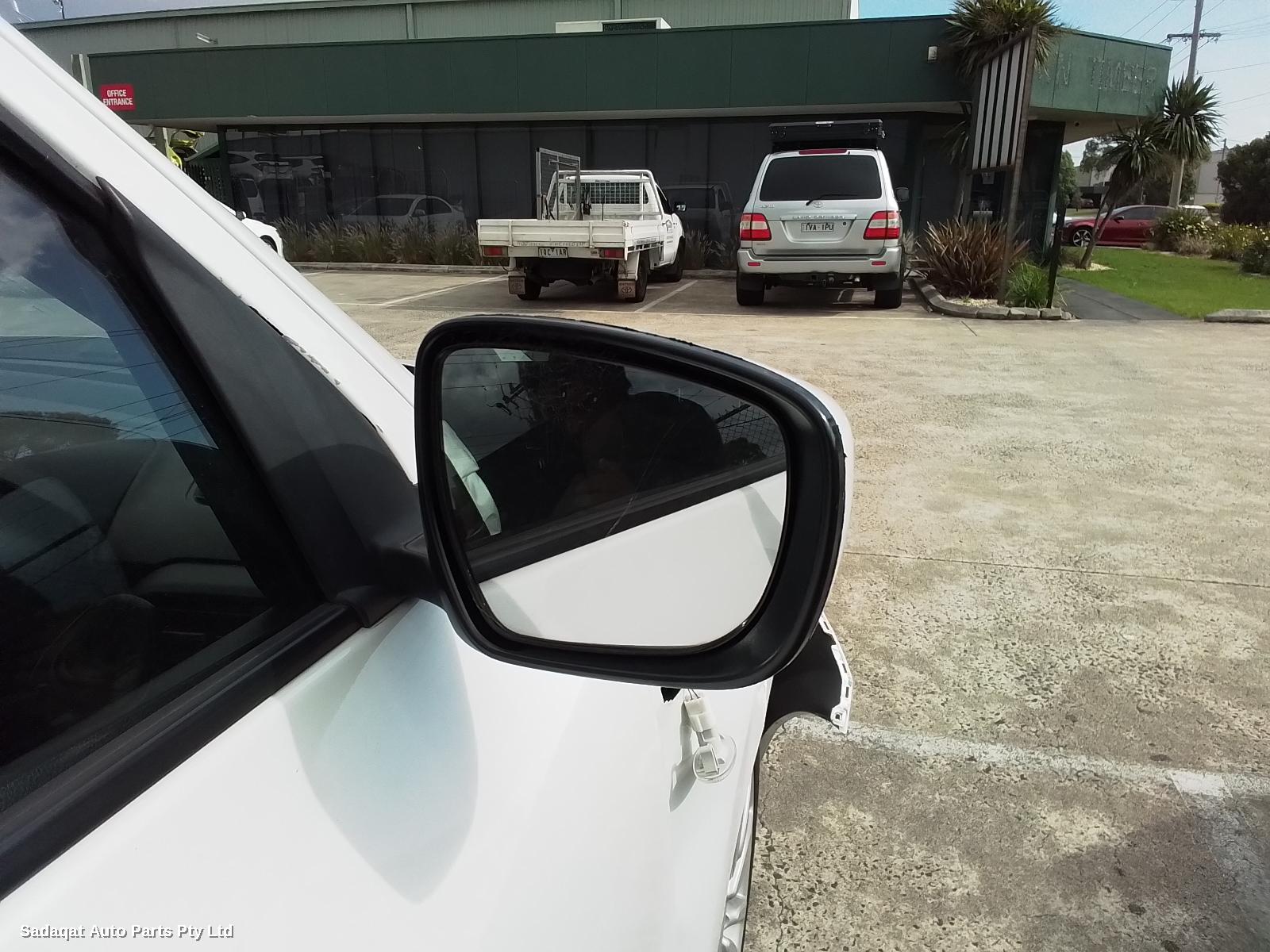 Suzuki Swift Right Door Mirror