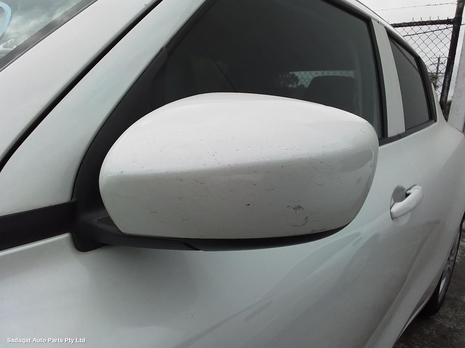 Suzuki Swift Right Door Mirror