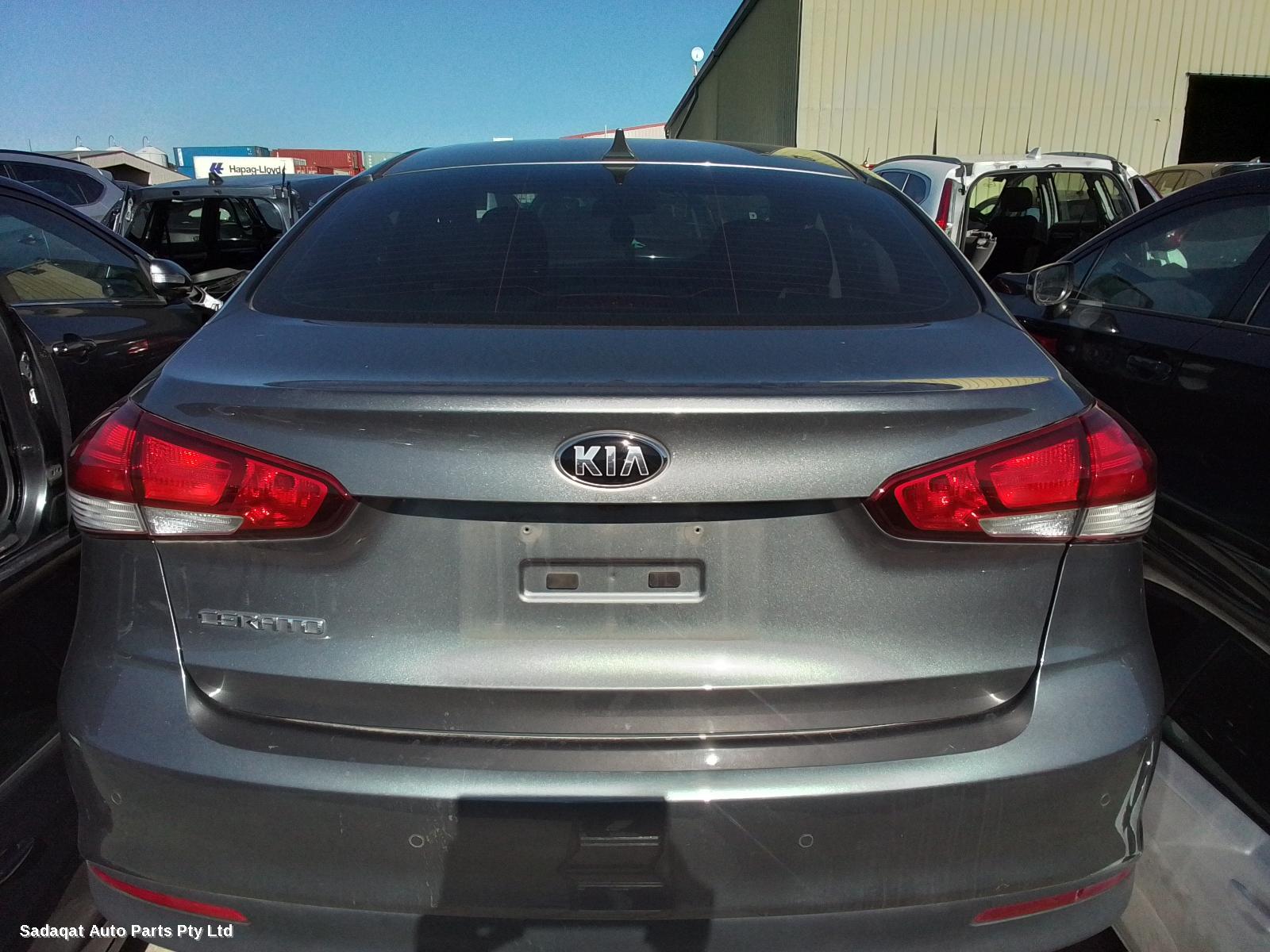 Kia Cerato Right Door Mirror