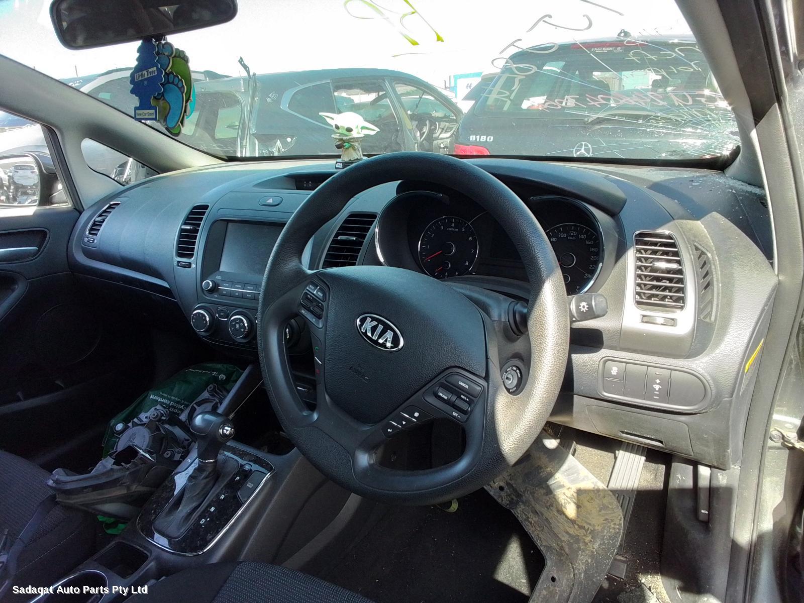 Kia Cerato Right Door Mirror