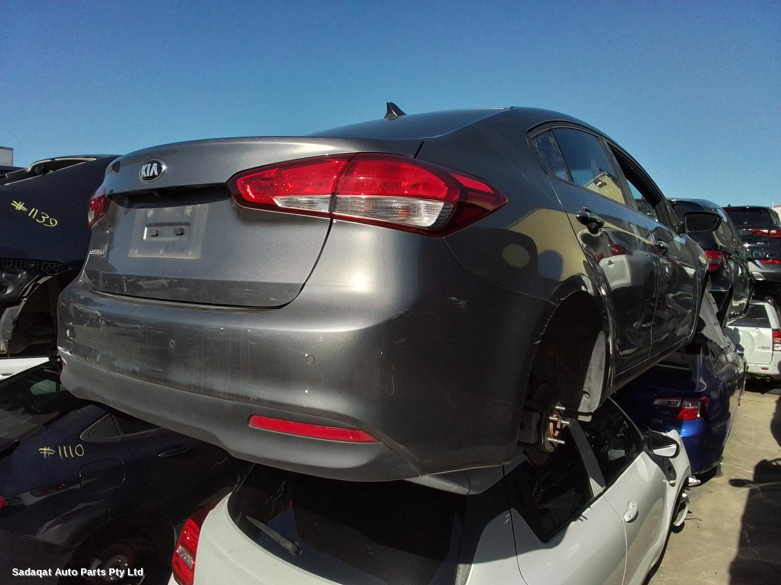 Kia Cerato Right Door Mirror