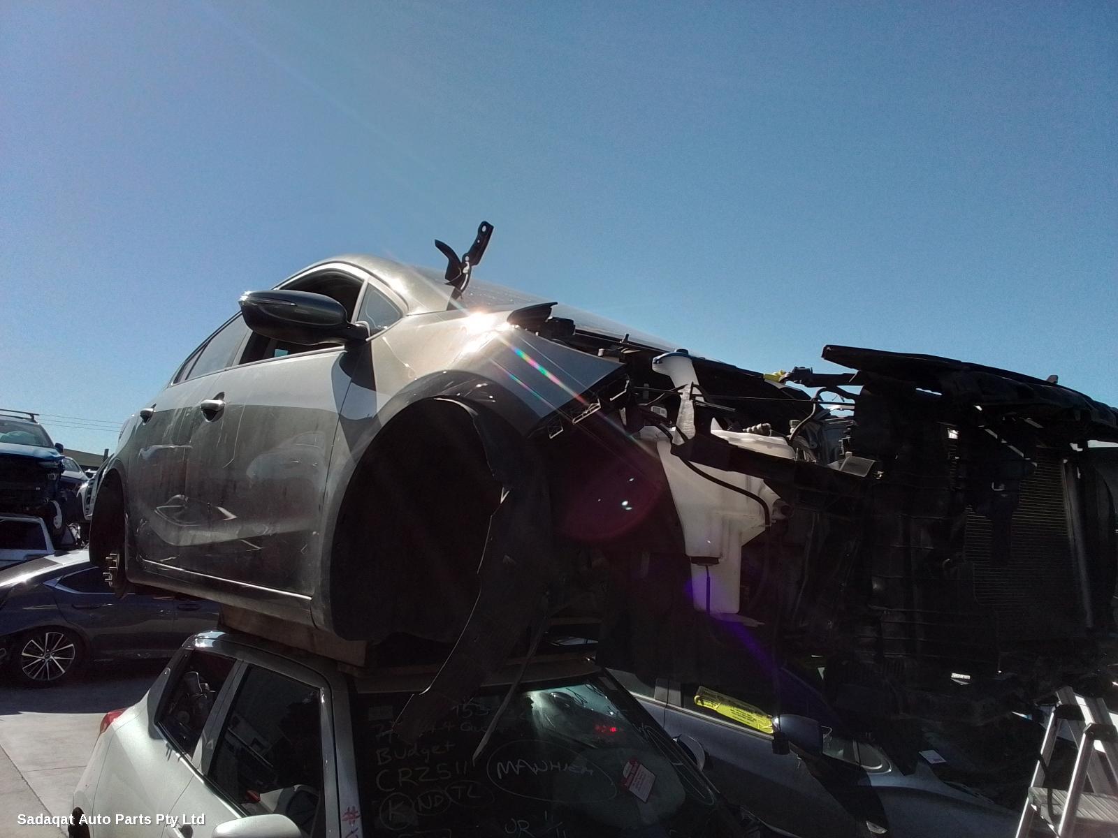 Kia Cerato Right Door Mirror