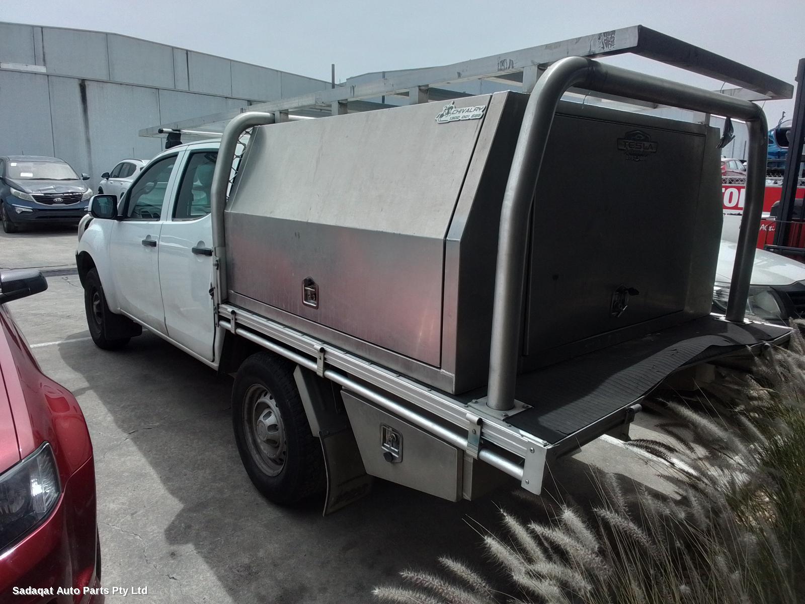 Isuzu Dmax Left Headlamp