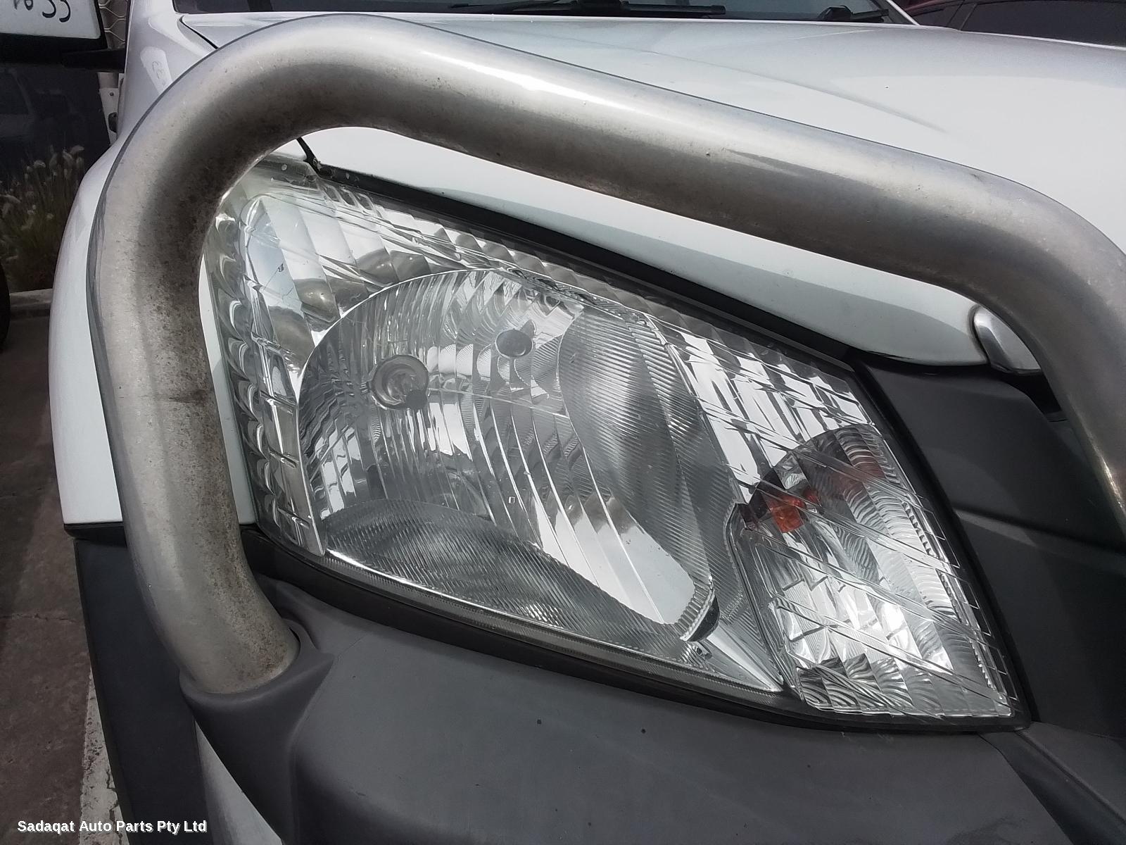 Isuzu Dmax Left Headlamp