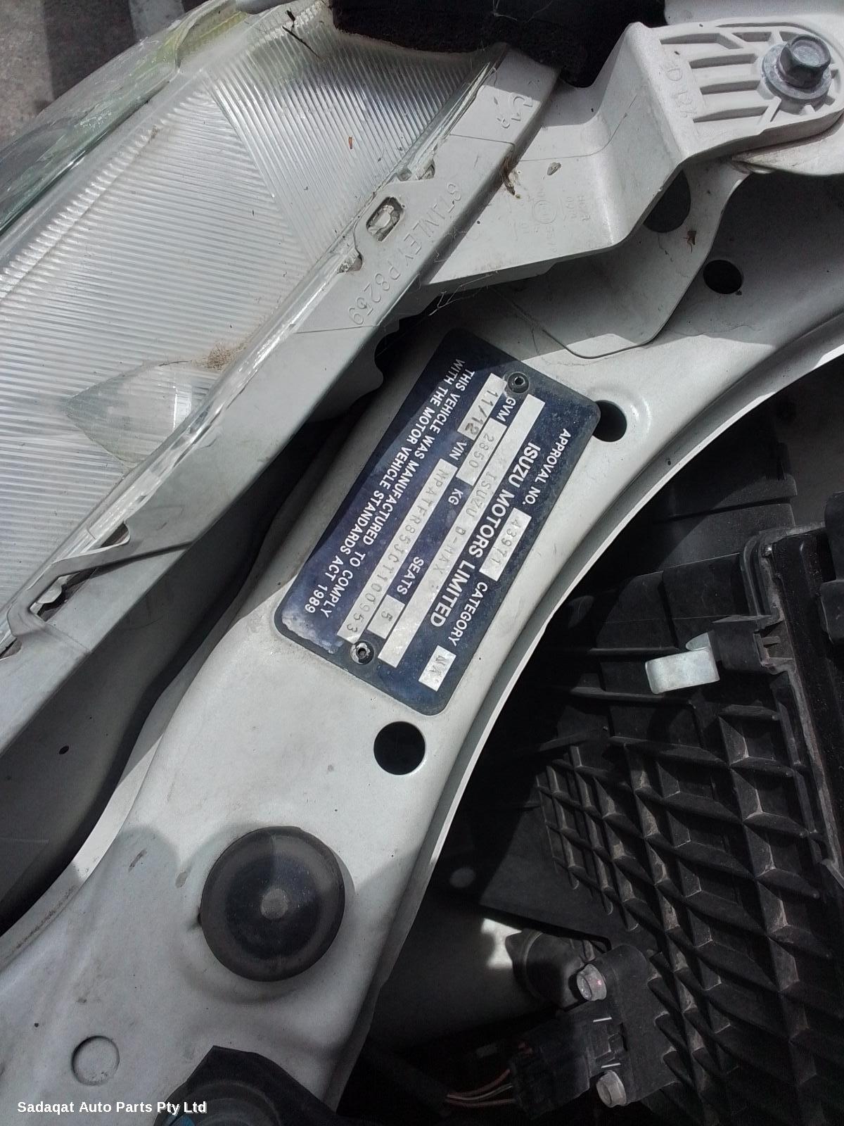 Isuzu Dmax Left Headlamp