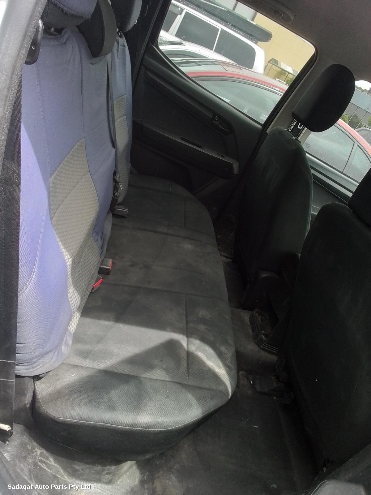 Isuzu Dmax Left Headlamp