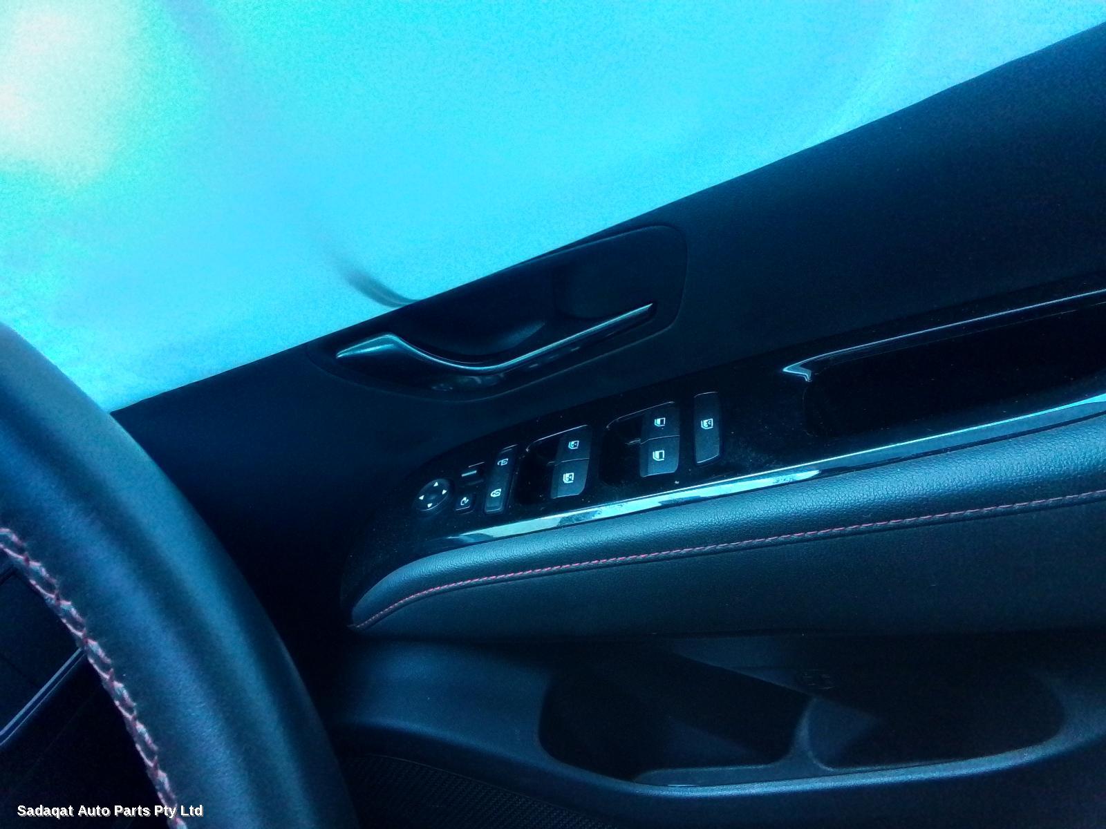 Hyundai Tucson Antenna