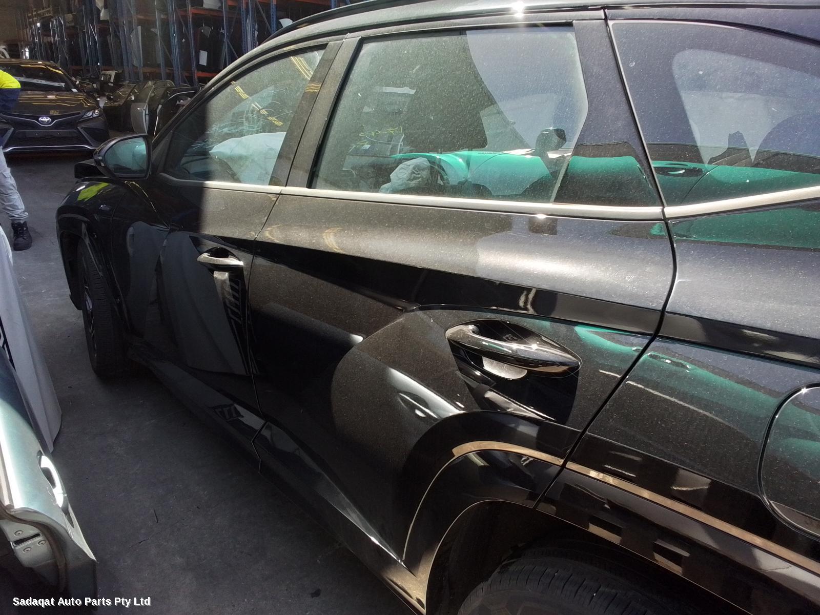 Hyundai Tucson Antenna