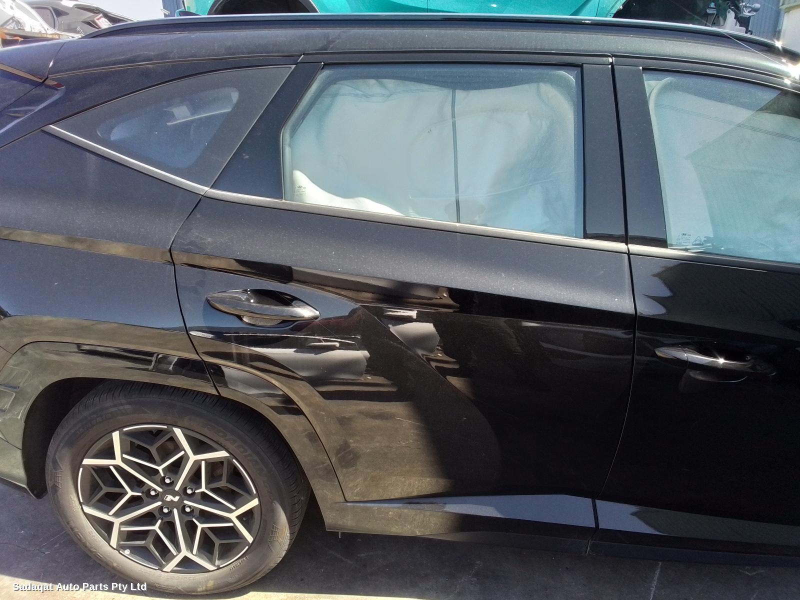 Hyundai Tucson Antenna