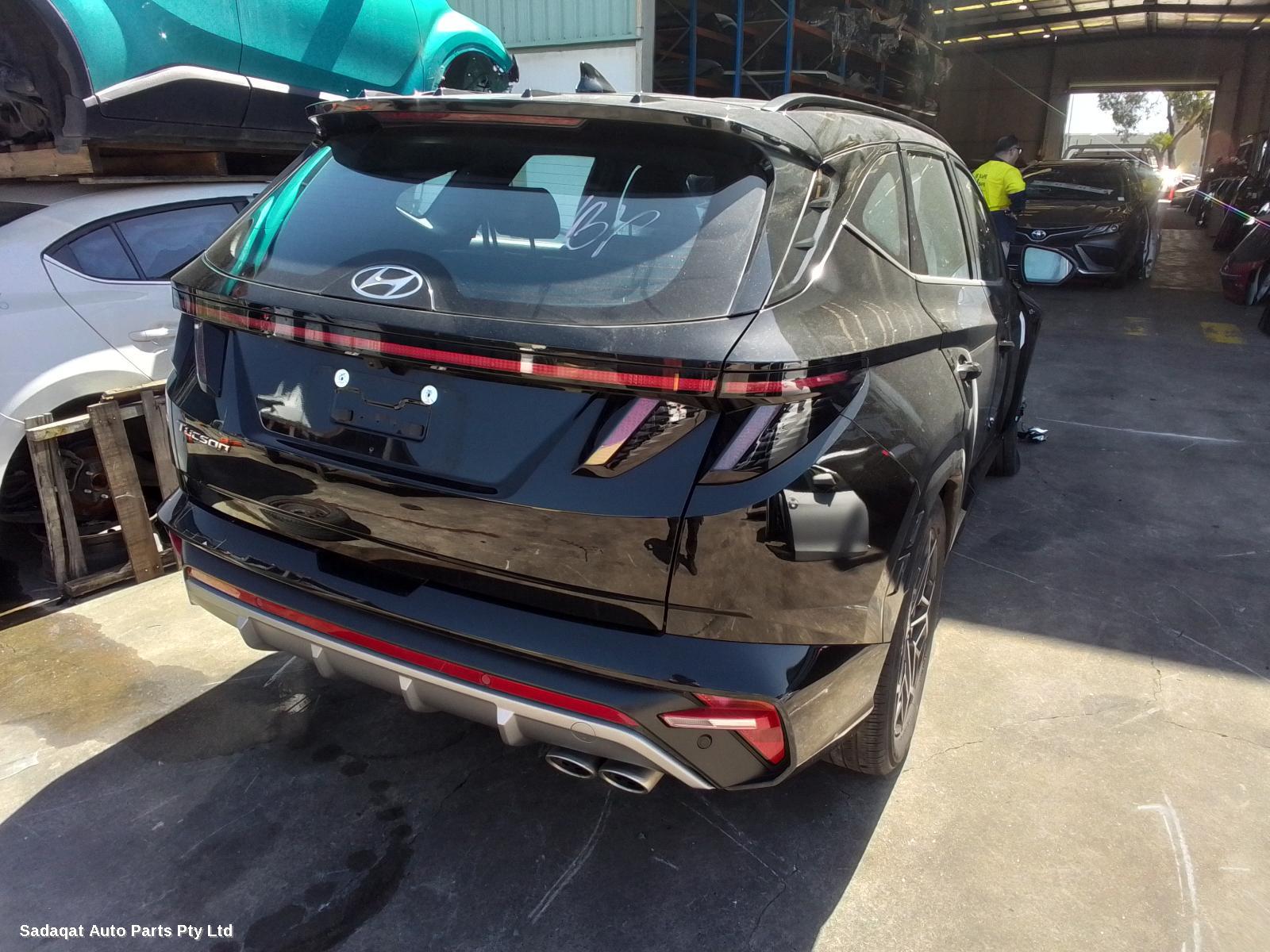 Hyundai Tucson Antenna