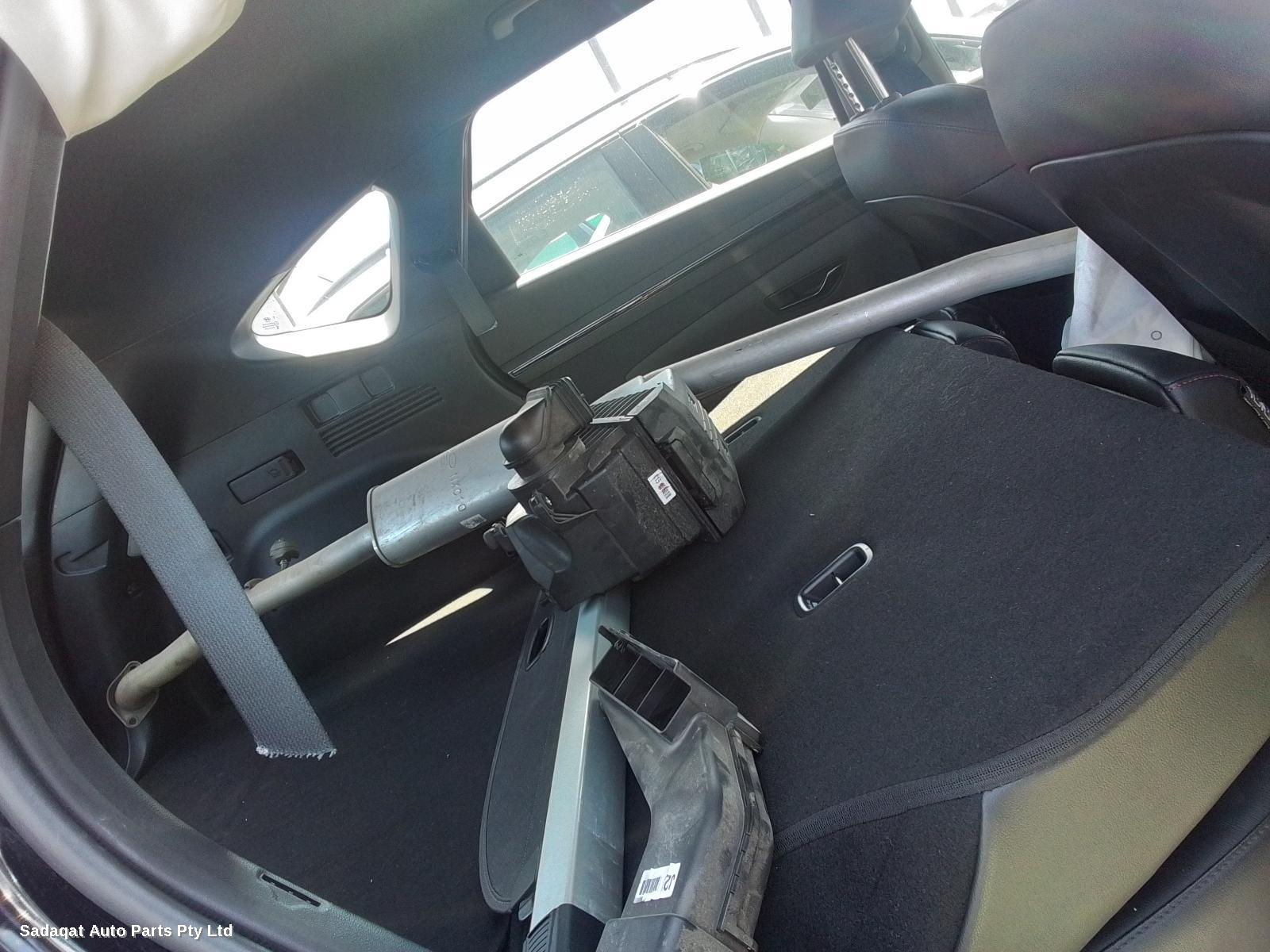 Hyundai Tucson Antenna