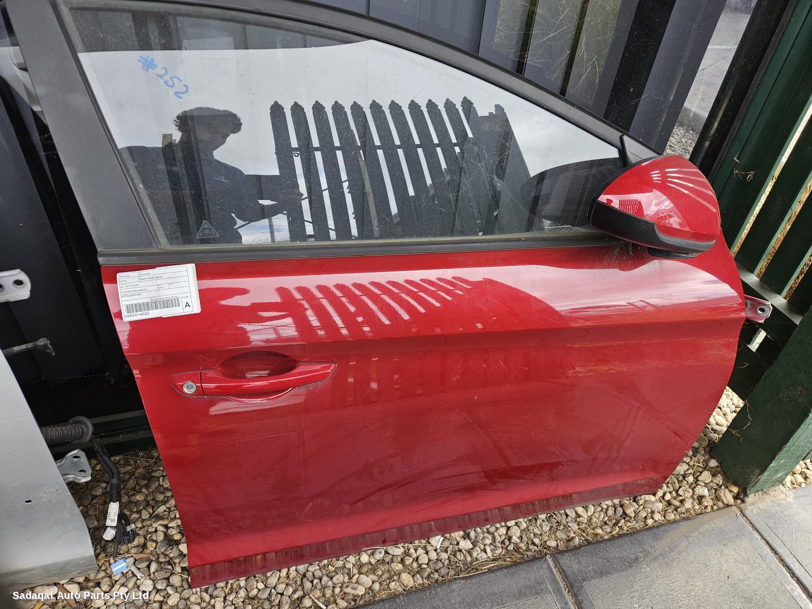 Hyundai Elantra Right Front Door