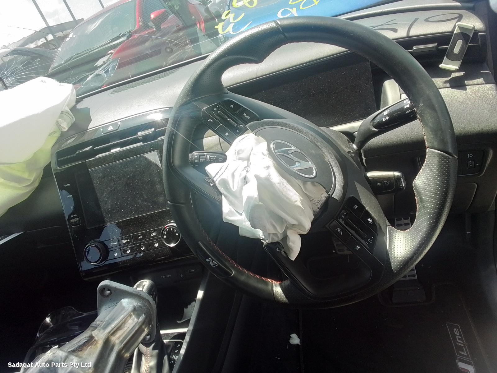 Hyundai Tucson Antenna