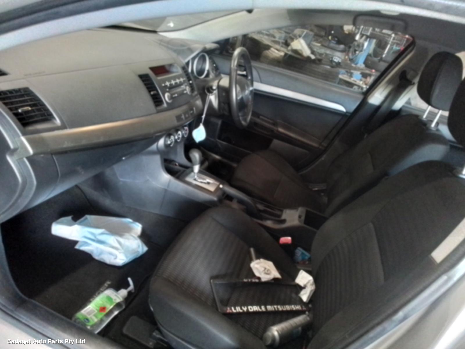 Mitsubishi Lancer Left Door Mirror