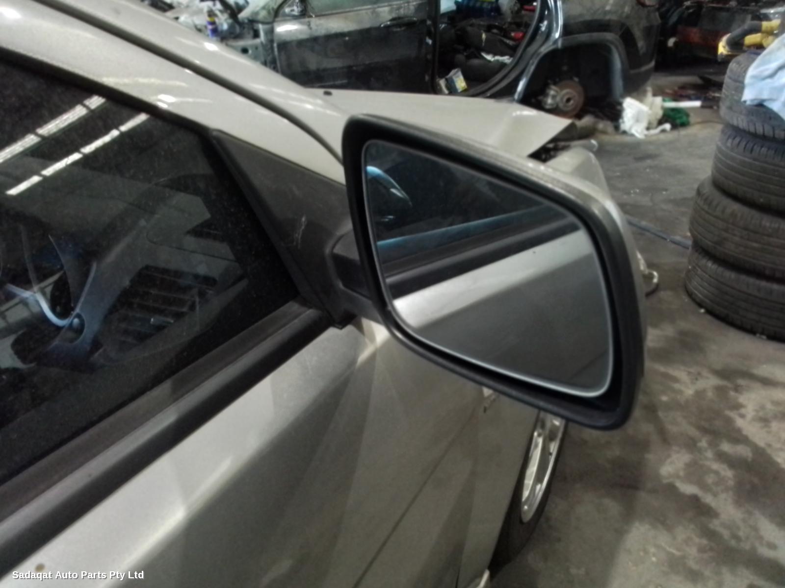 Mitsubishi Lancer Left Door Mirror
