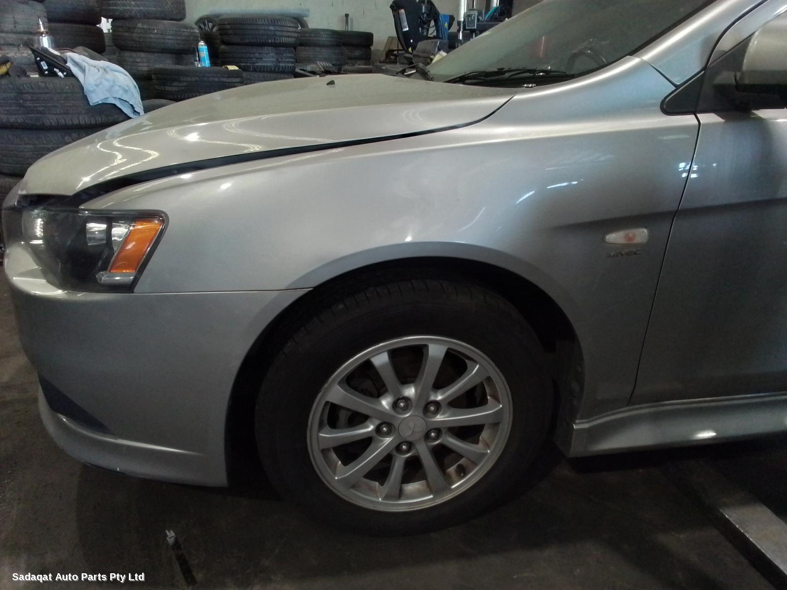 Mitsubishi Lancer Left Door Mirror