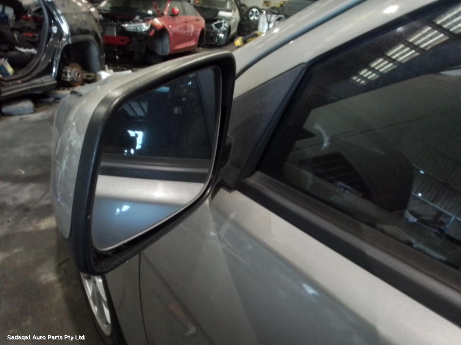 Mitsubishi Lancer Left Door Mirror