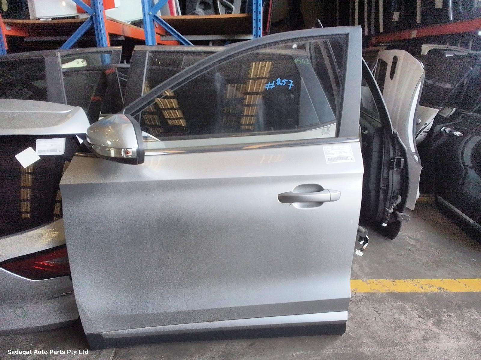 Mg Zs Left Front Door