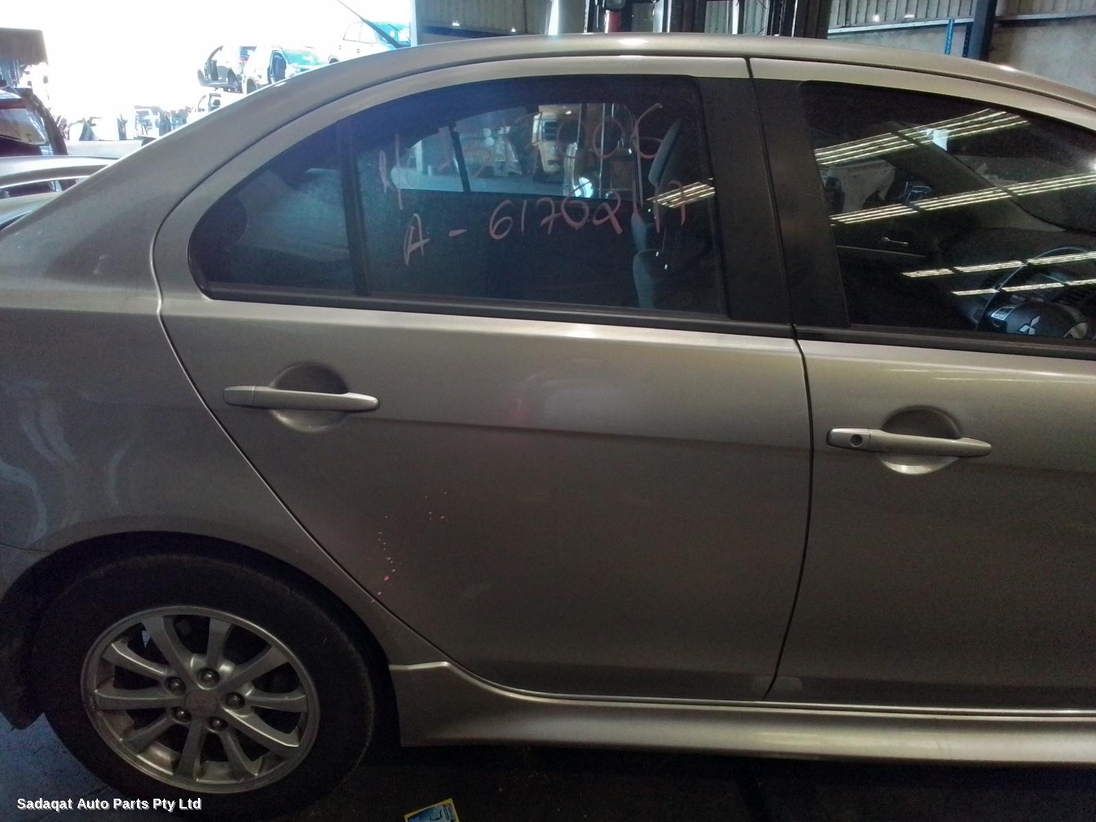 Mitsubishi Lancer Left Door Mirror