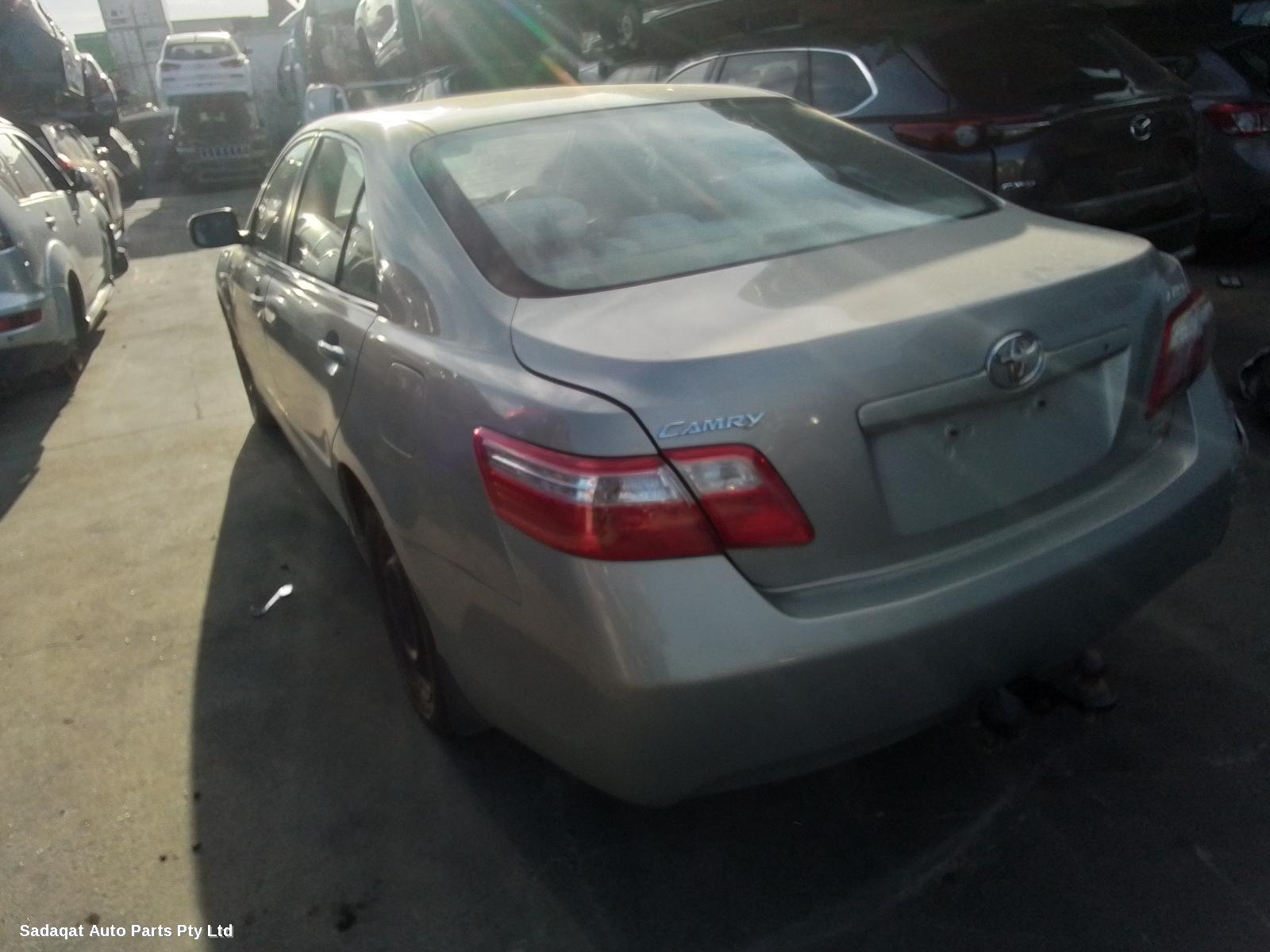 Toyota Camry Right Guard