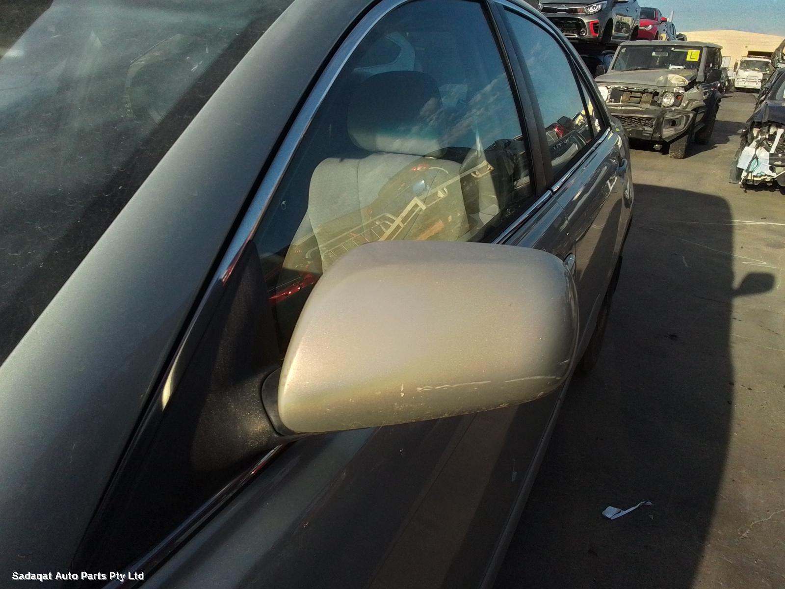 Toyota Camry Right Guard