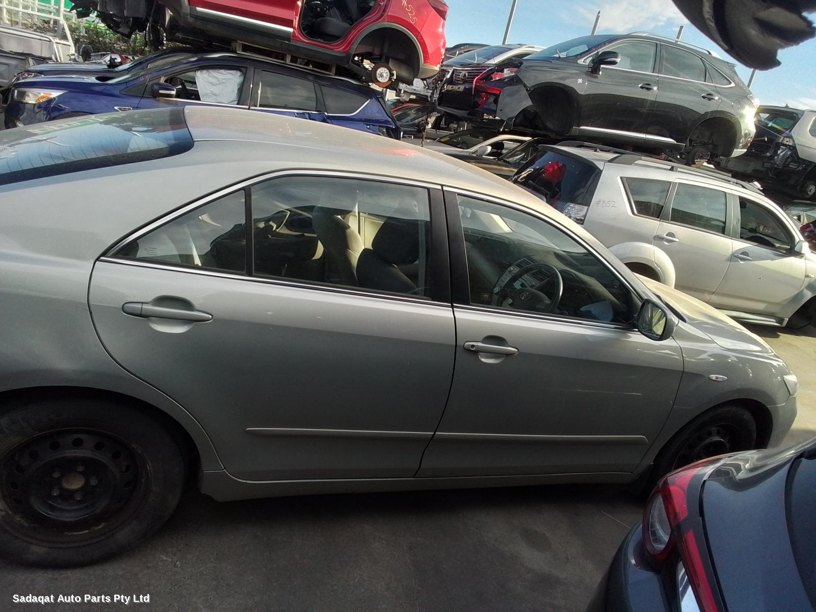 Toyota Camry Right Guard