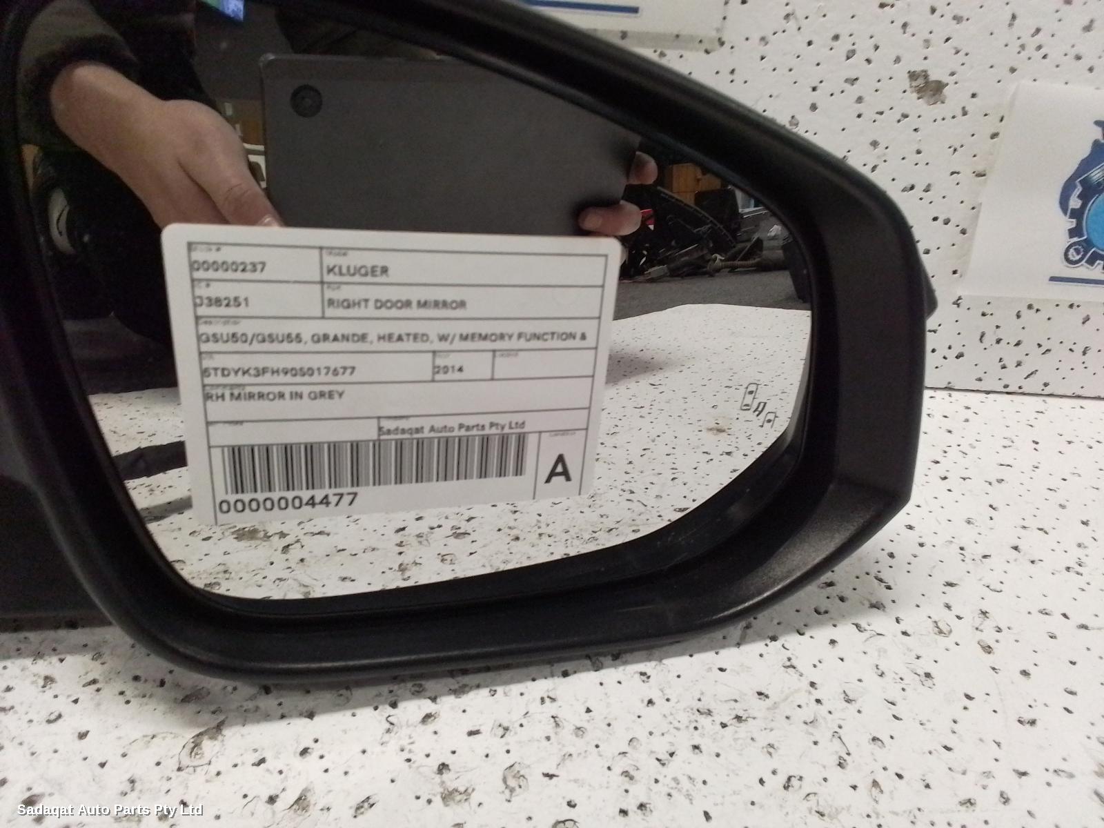 Toyota Kluger Right Door Mirror