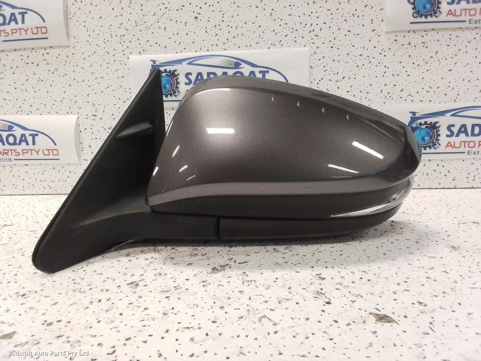Toyota Kluger Left Door Mirror