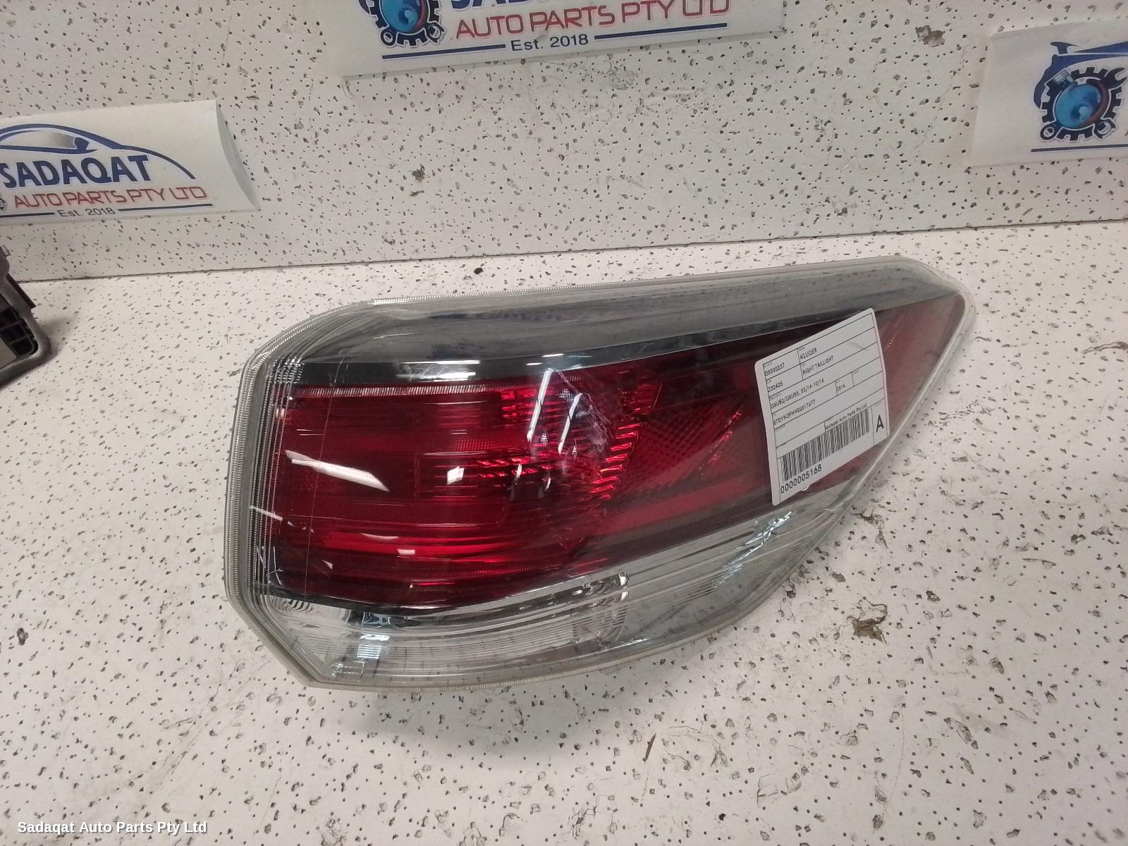 Toyota Kluger Right Taillight