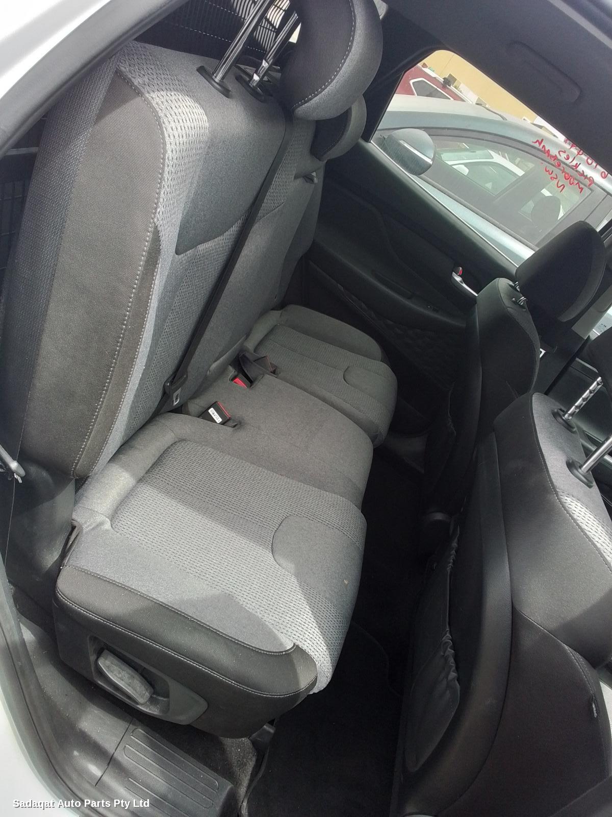 Hyundai Santa Fe Hatch Strut