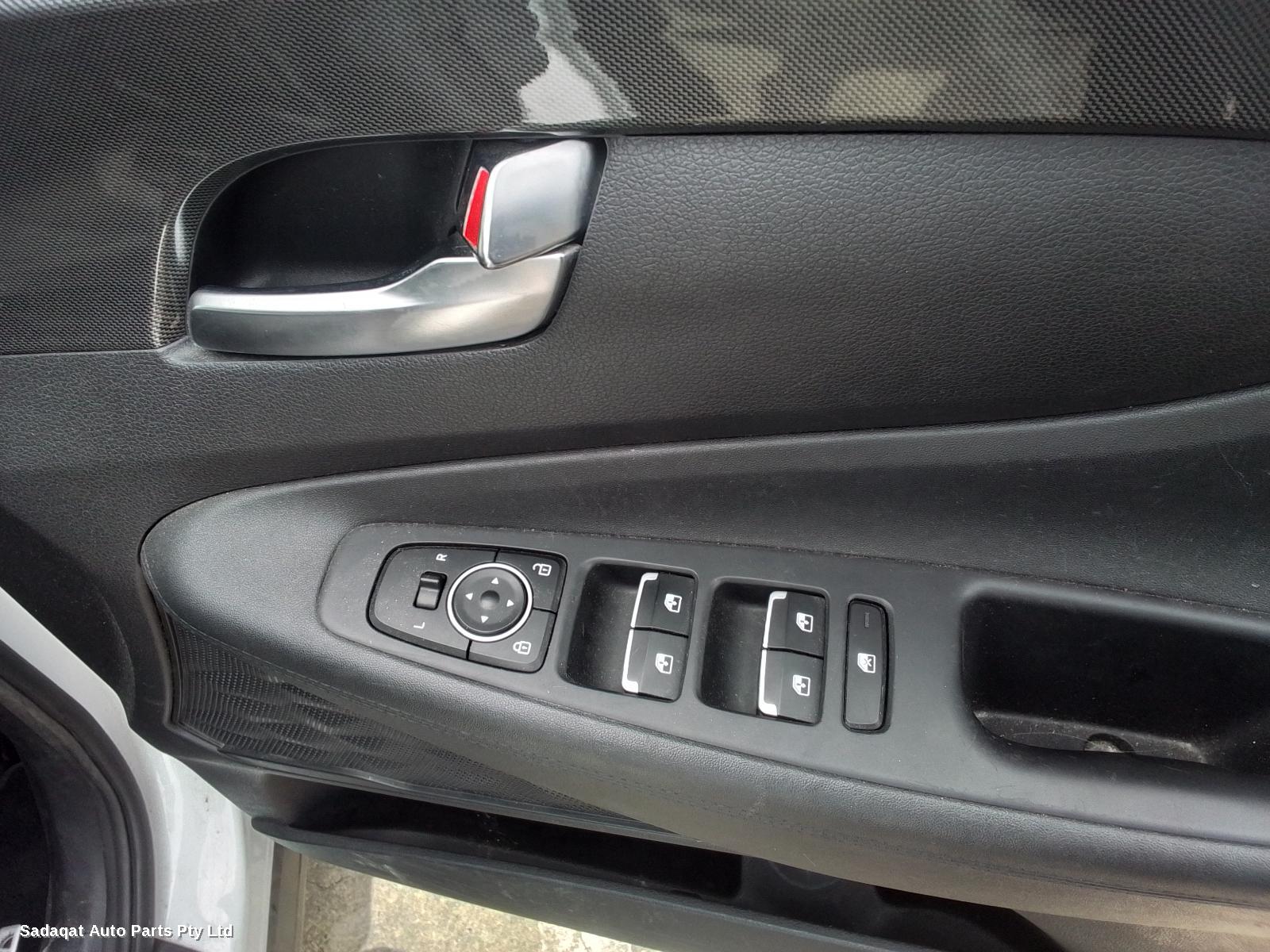 Hyundai Santa Fe Hatch Strut