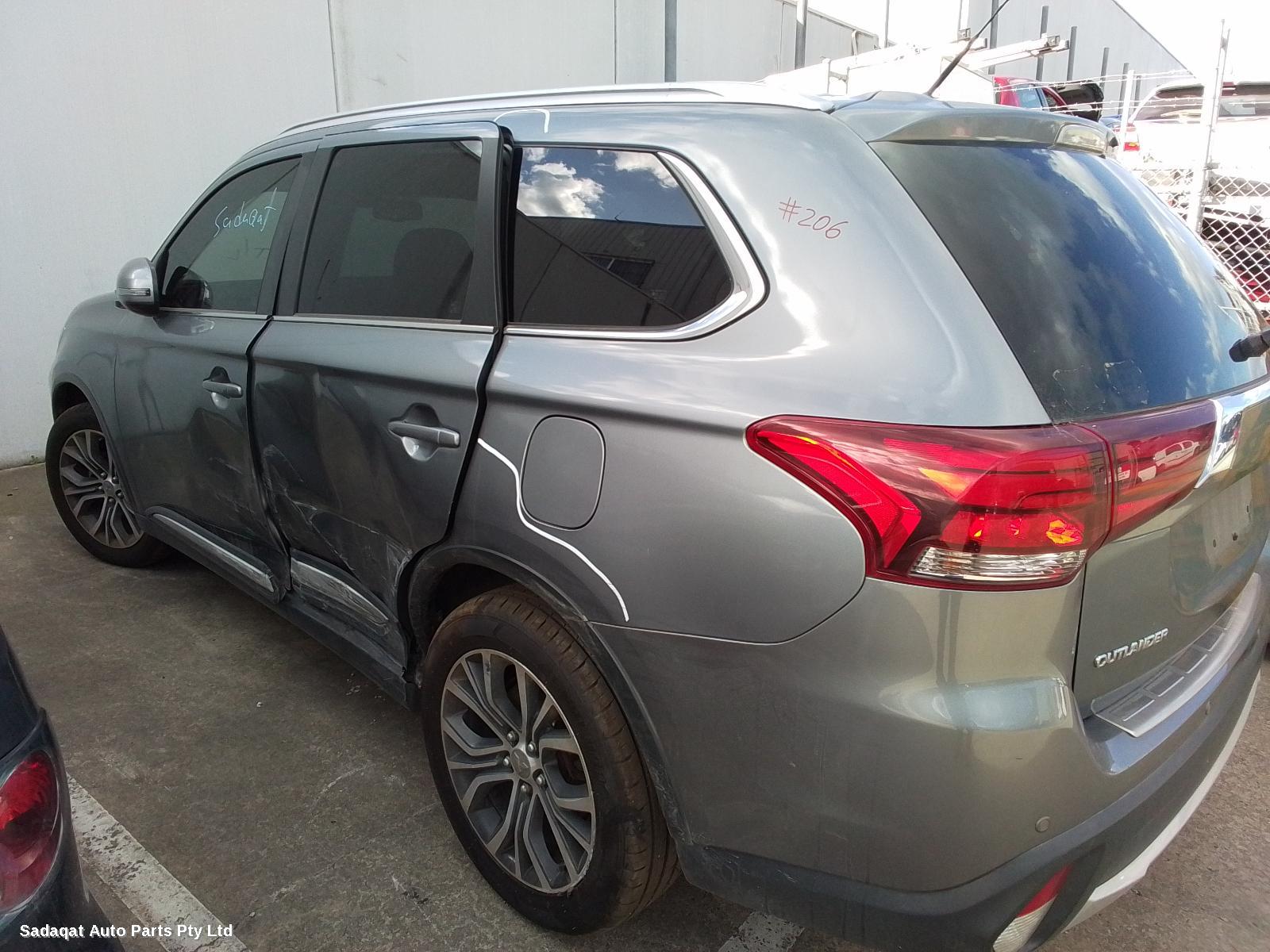 Mitsubishi Outlander Left Front Door Window
