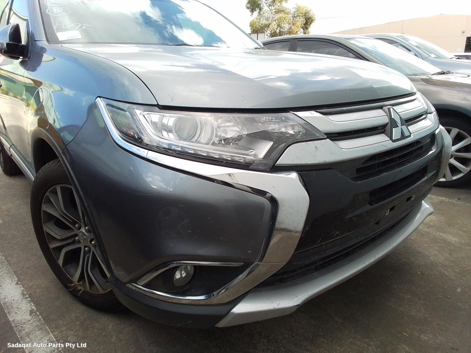 Mitsubishi Outlander Left Front Door Window