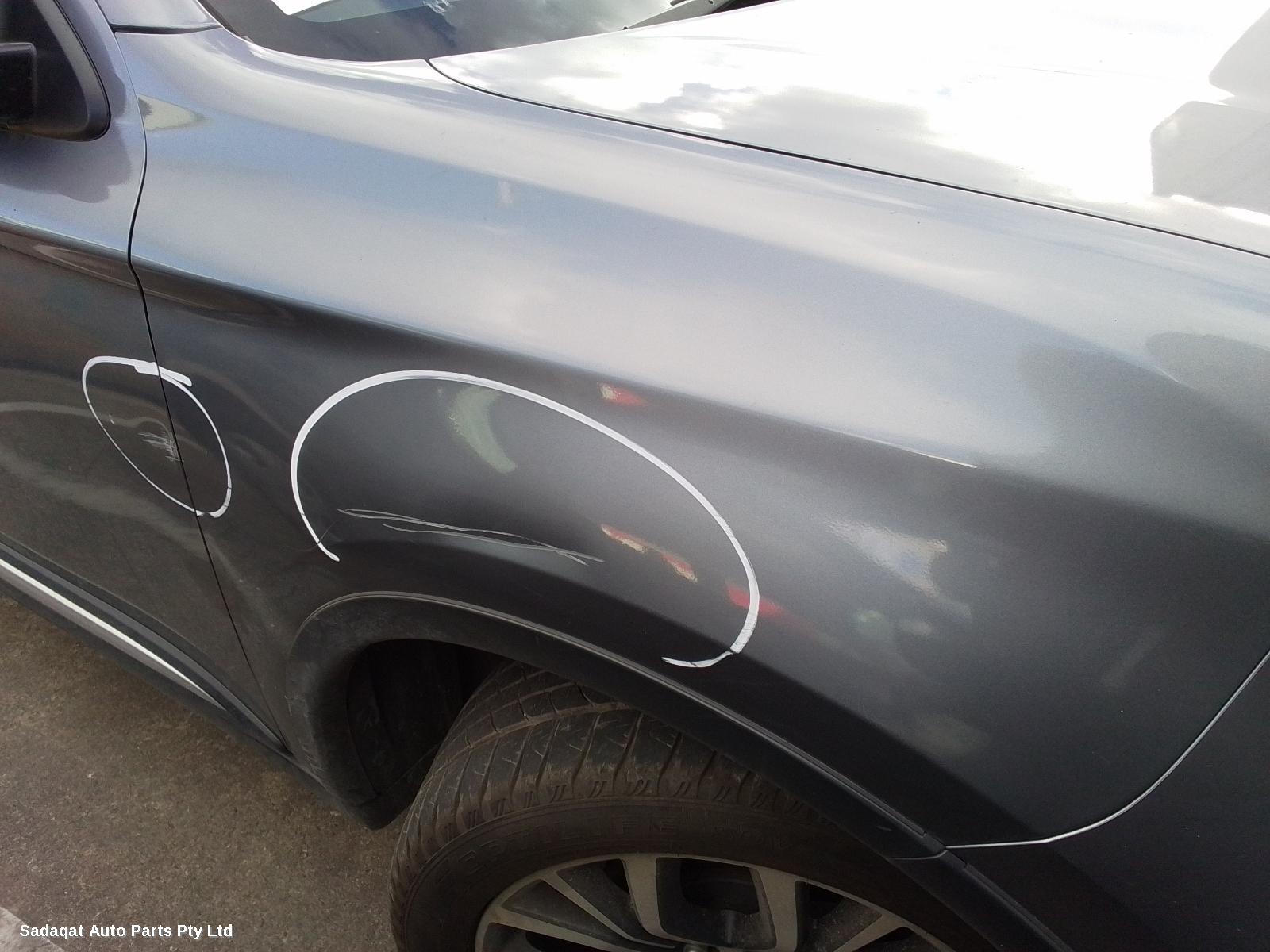 Mitsubishi Outlander Left Front Door Window