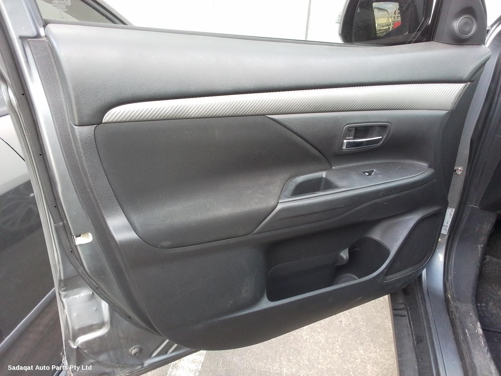 Mitsubishi Outlander Left Front Door Window
