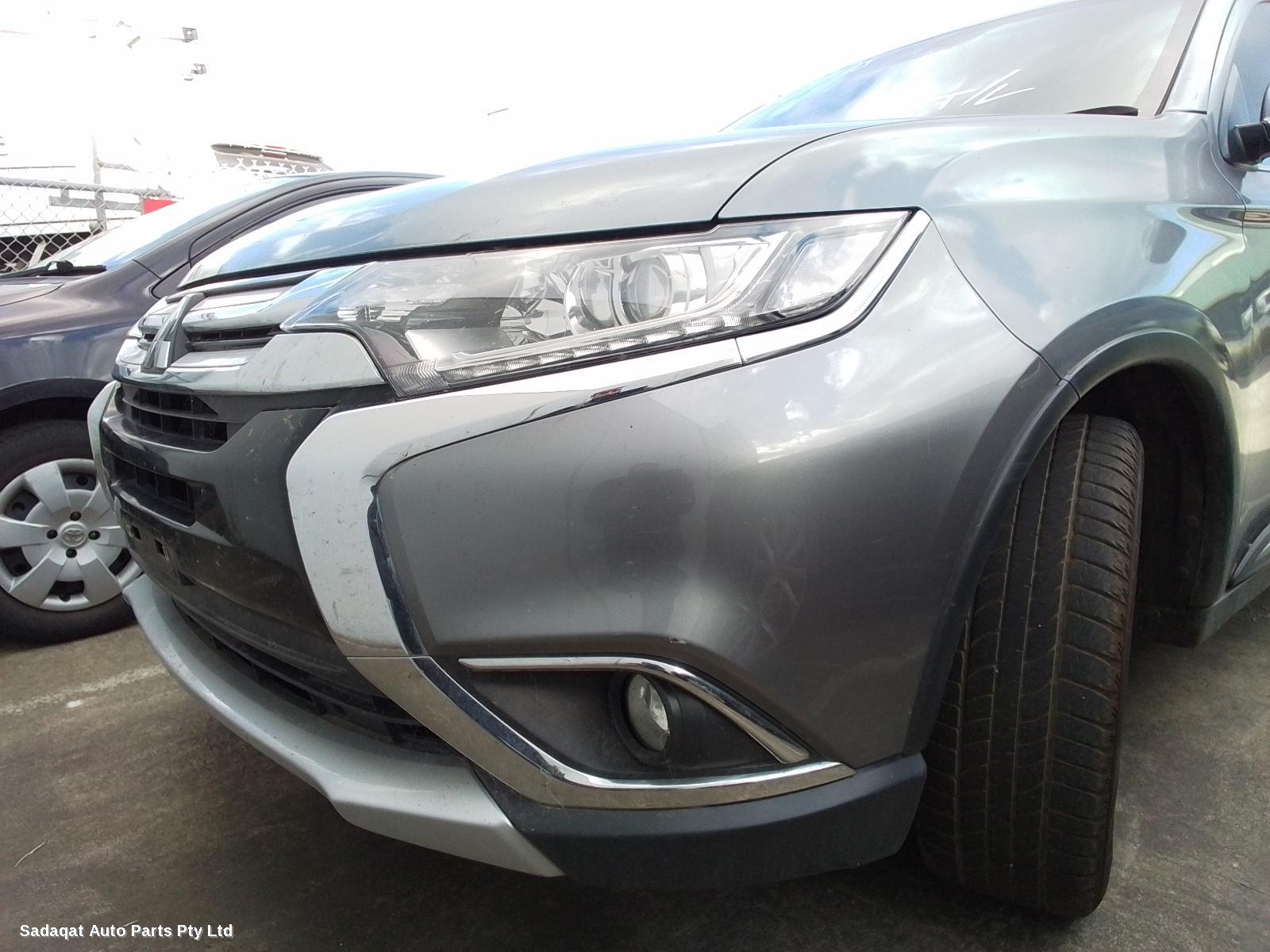 Mitsubishi Outlander Left Front Door Window